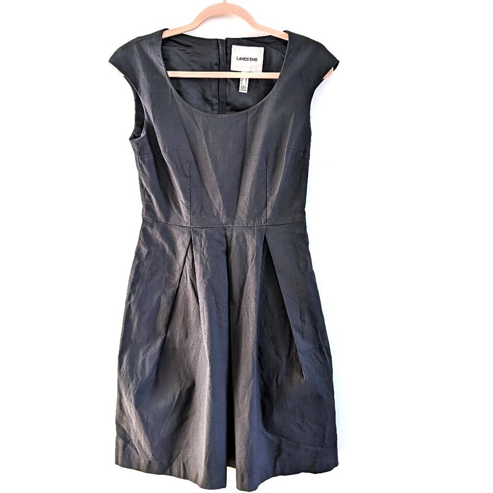 Land's End Black Dress with Pleats and side Pockets. Long zipper on the back